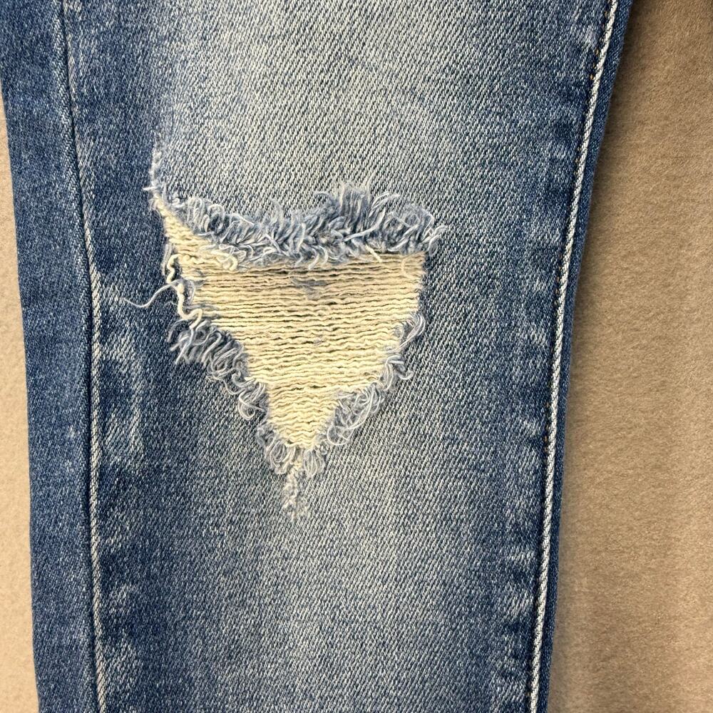 KanCan Jeans Women's 1/24 Mid Rise Ancle Skinny Frayed Hem Mid Rise Fit - NWT - Picture 9 of 16
